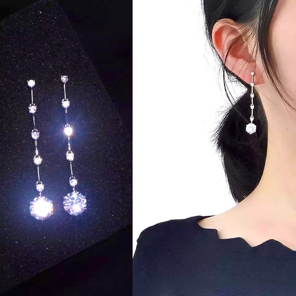 Swarovski Jewelry - Luxury Shiny Crystal Dropped Earrings (Rosegold finish)